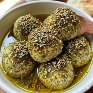 כדורי לאבנה בציפוי זעתר ושמן זית